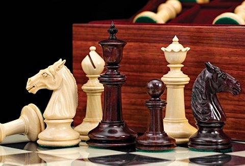 Link to the The Regency Chess Company website